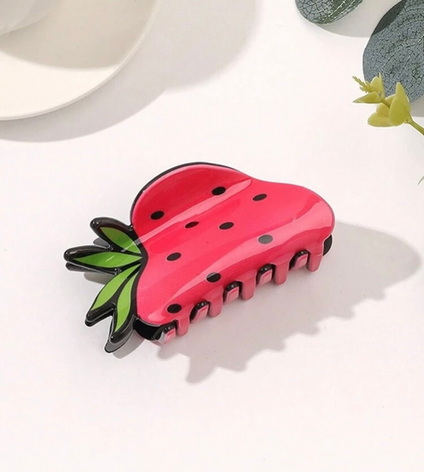 Featured image for “Strawberry 🍓 Hair clip”